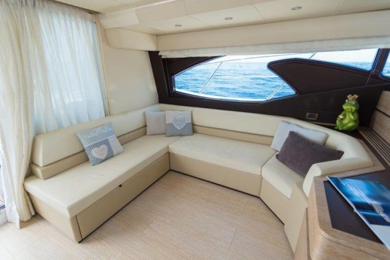 luxury-yacht-tenerife-azimut-60 (7)