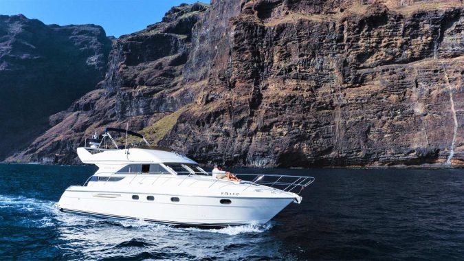 Mass Image Compressor Compressed this image. https://sourceforge.net/projects/icompress/ with Quality:57