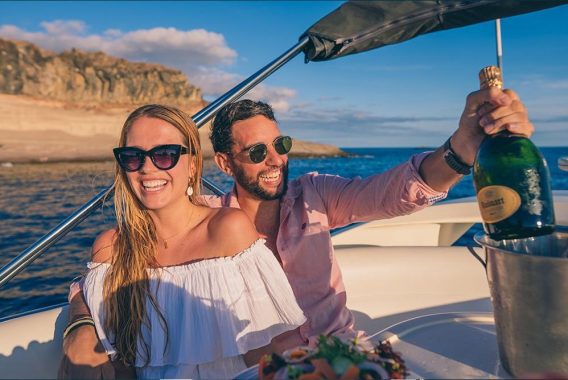 seaduction luxury yacht rental tenerife Astdondoa 4607