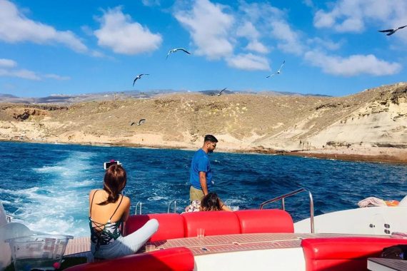 speedboat-opera-60-tenerife-private-luxury-yacht (3)